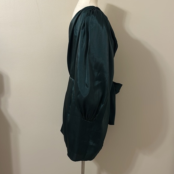 Lovers + Friends Womens Kennedy One Shoulder Mini Dress in Emerald Sz Large - Picture 7 of 13